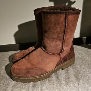 UGG Men's Brown Suede Boots